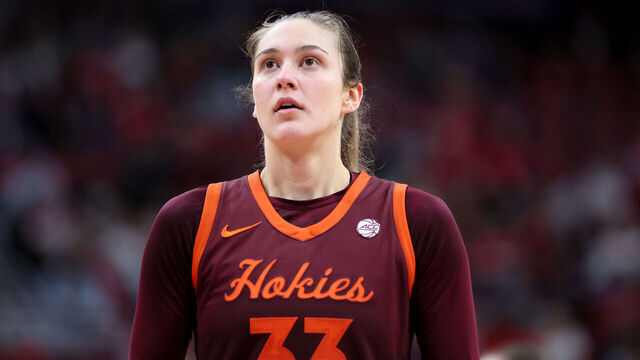 LOUISVILLE, KENTUCKY - FEBRUARY 18: Elizabeth Kitley #33 of the Virginia Tech Hokies in the game against the Louisville Cardinals at KFC YUM! Center on February 18, 2024 in Louisville, Kentucky.