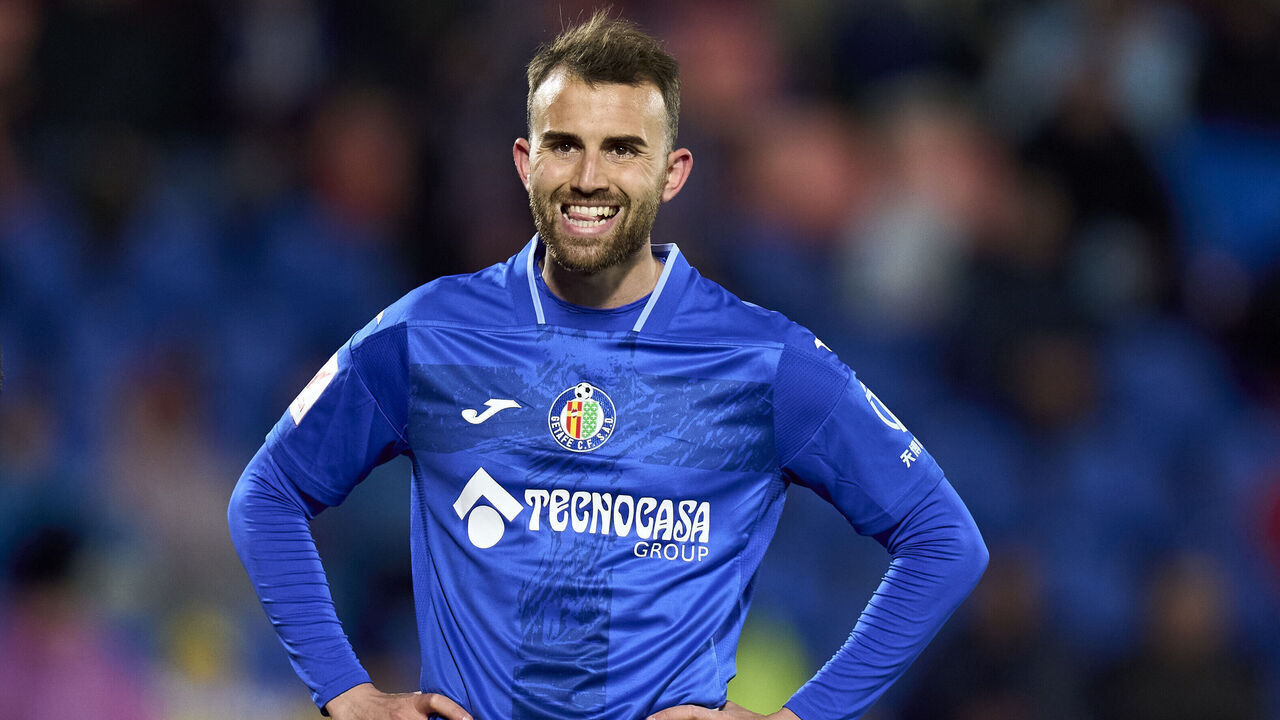 GETAFE, SPAIN - MARCH 02: Borja Mayoral of Getafe CF reacts to a missed chance during the LaLiga EA Sports match between Getafe CF and UD Las Palmas at Coliseum Alfonso Perez on March 02, 2024 in Getafe, Spain.
