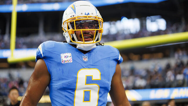 INGLEWOOD, CALIFORNIA - OCTOBER 16: Eric Kendricks #6 of the Los Angeles Chargers looks on during pregame warmups before an NFL football game against the Dallas Cowboys at SoFi Stadium on October 16, 2023 in Inglewood, California.
