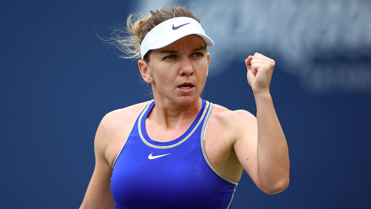 TORONTO, ON - AUGUST 08: Simona Halep of Romania celebrates a point against Donna Vekic of Croatia during the National Bank Open, part of the Hologic WTA Tour, at Sobeys Stadium on August 8, 2022 in Toronto, Ontario, Canada.