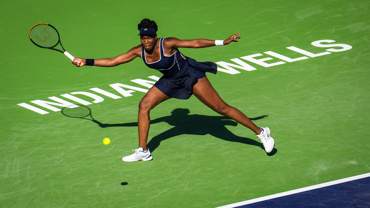 INDIAN WELLS, CALIFORNIA - MARCH 07: Venus Williams of the United States in action against Nao Hibino of Japan in the first round on Day 5 of the BNP Paribas Open at Indian Wells Tennis Garden on March 07, 2024 in Indian Wells, California