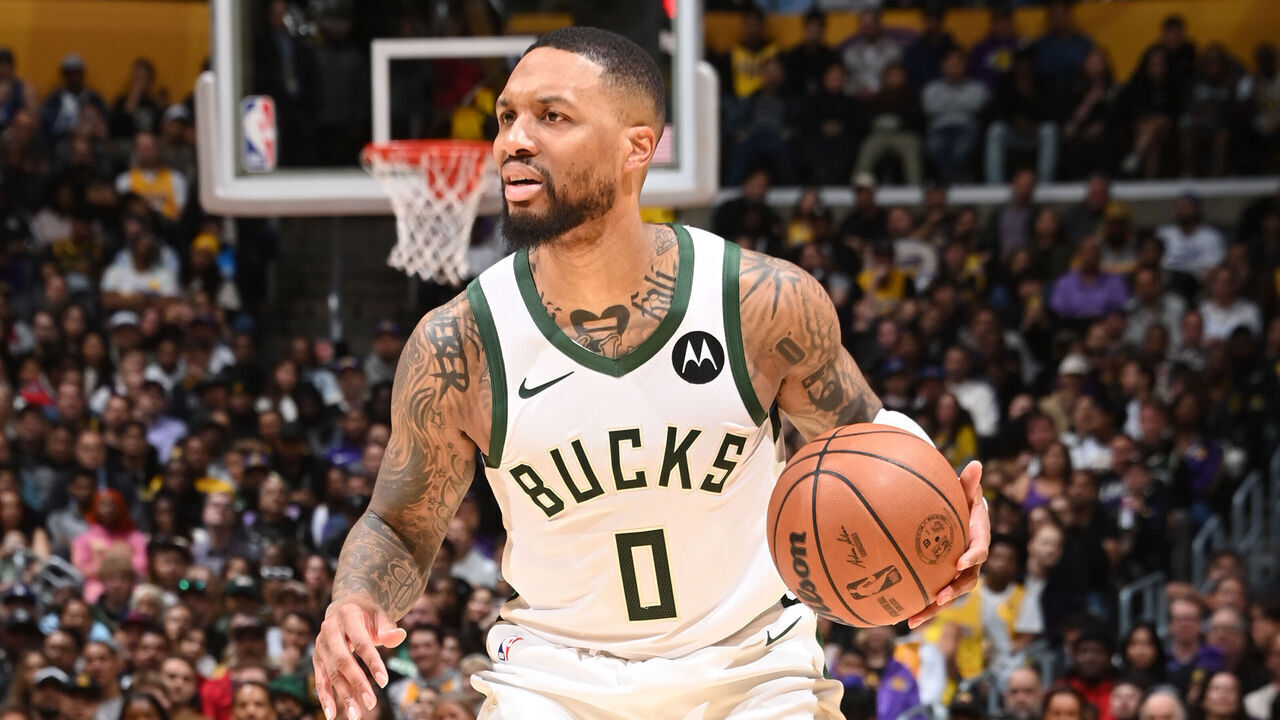 LOS ANGELES, CA - MARCH 8: Damian Lillard #0 of the Milwaukee Bucks dribbles the ball during the game against the Los Angeles Lakers on March 8, 2024 at Crypto.Com Arena in Los Angeles, California. NOTE TO USER: User expressly acknowledges and agrees that, by downloading and/or using this Photograph, user is consenting to the terms and conditions of the Getty Images License Agreement. Mandatory Copyright Notice: Copyright 2024 NBAE