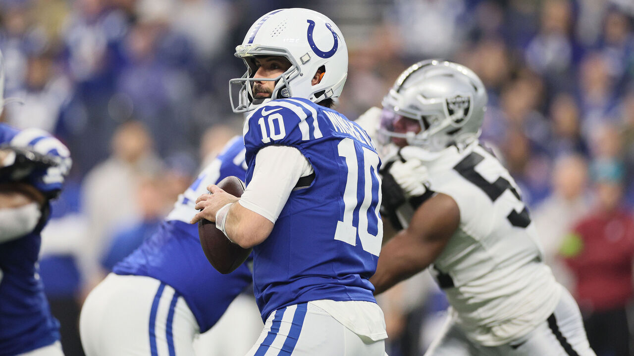 INDIANAPOLIS, INDIANA - DECEMBER 31: Gardner Minshew #10 of the Indianapolis Colts against the Las Vegas Raiders at Lucas Oil Stadium on December 31, 2023 in Indianapolis, Indiana.