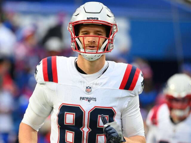 ORCHARD PARK, NEW YORK - DECEMBER 31: Mike Gesicki #88 of the New England Patriots runs prior to the game against the Buffalo Bills at Highmark Stadium on December 31, 2023 in Orchard Park, New York. The Bills won 27-21.