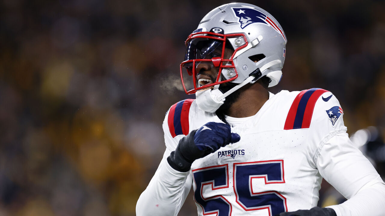 Pittsburgh, PA - December 7: New England Patriots LB Josh Uche celebrates a stop in the second half. The Patriots beat the Pittsburgh Steelers, 21-18.