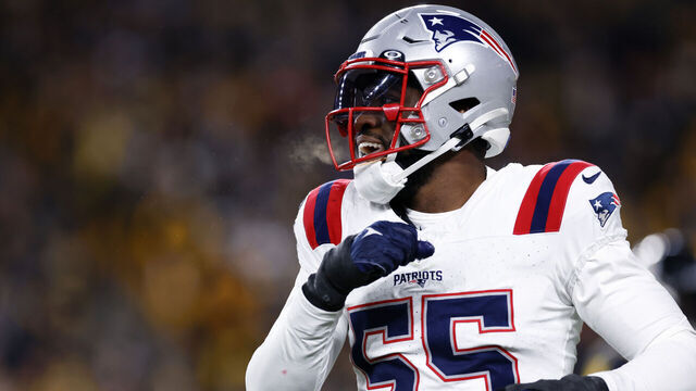 Pittsburgh, PA - December 7: New England Patriots LB Josh Uche celebrates a stop in the second half. The Patriots beat the Pittsburgh Steelers, 21-18.