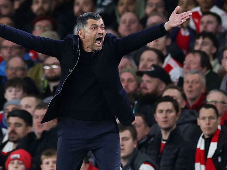 Porto coach Conceicao accuses Arteta of insulting his family Porto coach Conceicao accuses Arteta of insulting his family