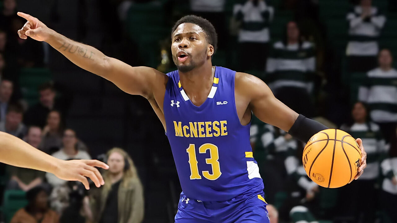 BIRMINGHAM, AL - NOVEMBER 28: McNeese State Cowboys guard Shahada Wells (13) during the game between the UAB Blazers and the McNeese State Cowboys on February 28, 2023 at Bartow Arena in Birmingham, Alabama.