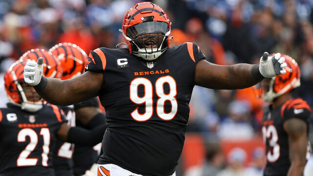 CINCINNATI, OH - DECEMBER 10: Cincinnati Bengals defensive tackle DJ Reader (98) reacts during the game against the Indianapolis Colts and the Cincinnati Bengals on December 10, 2023, at Paycor Stadium in Cincinnati, OH.