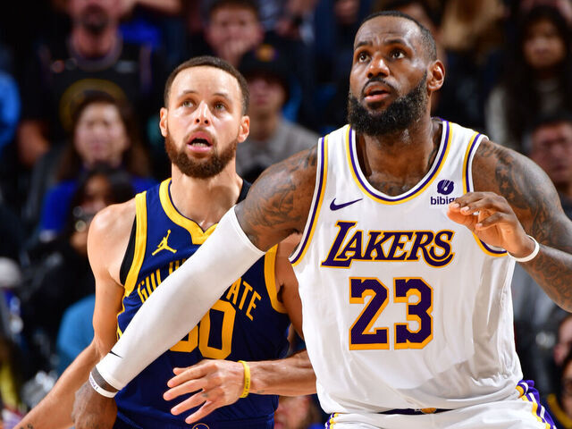 LeBron, Curry highlight star-studded Christmas Day lineup | theScore.com