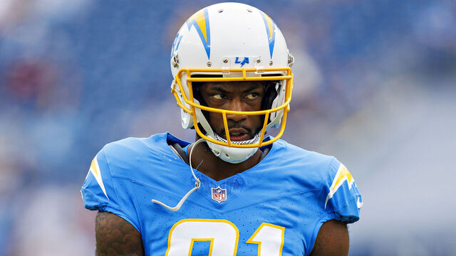 NASHVILLE, TENNESSEE - SEPTEMBER 17: Mike Williams #81 of the Los Angeles Chargers warms up before the game against the Tennessee Titans at Nissan Stadium on September 17, 2023 in Nashville, Tennessee. The Titans defeated the Chargers 27-24.