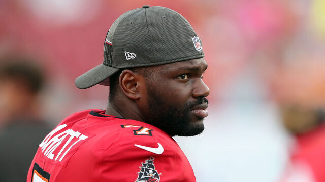 TAMPA, FL - AUGUST 26: Tampa Bay Buccaneers Linebacker Shaq Barrett (7) looks out towards the field during the preseason game between the Baltimore Ravens and the Tampa Bay Buccaneers on August 26, 2023 at Raymond James Stadium in Tampa, Florida.