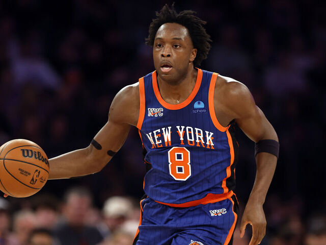 NEW YORK, NEW YORK - JANUARY 20: OG Anunoby #8 of the New York Knicks dribbles during the first half against the Toronto Raptors at Madison Square Garden on January 20, 2024 in New York City. NOTE TO USER: User expressly acknowledges and agrees that, by downloading and/or using this Photograph, user is consenting to the terms and conditions of the Getty Images License Agreement.
