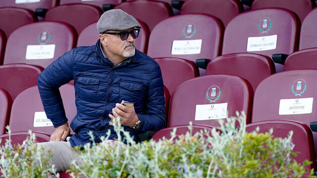 Stefano Colantuono of US Salernitana during the Serie A match between US Salernitana and ACF Fiorentina at Stadio Arechi on May 3, 2023 in Salerno, Italy.