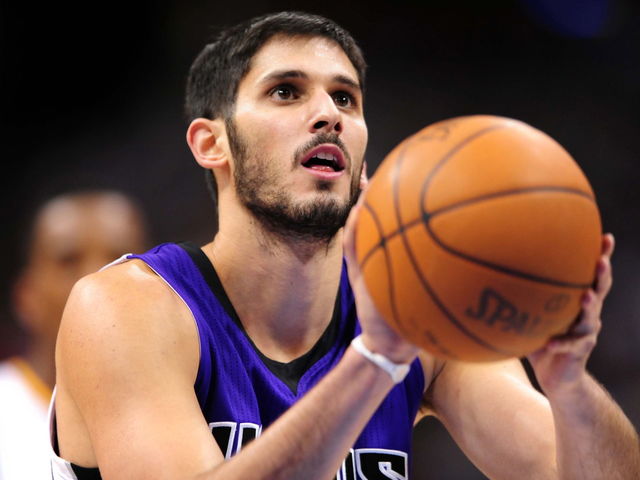 Casspi out with stomach bug as Kings play Celts in Mexico City