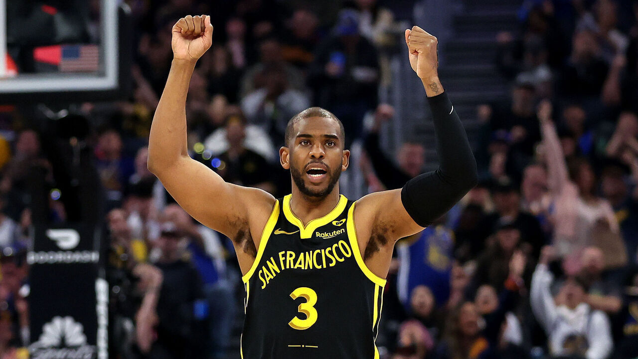 SAN FRANCISCO, CALIFORNIA - MARCH 22: Chris Paul #3 of the Golden State Warriors reacts during their game against the Indiana Pacers in the first half at Chase Center on March 22, 2024 in San Francisco, California.