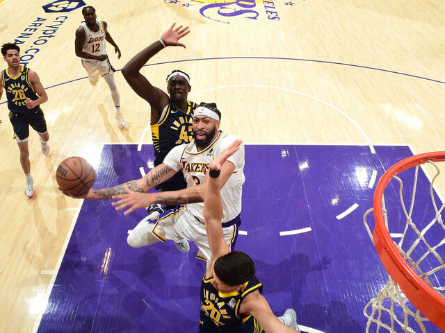 LOS ANGELES, CA - MARCH 24: Anthony Davis #3 of the Los Angeles Lakers drives to the basket during the game against the Indiana Pacers on March 24, 2024 at Crypto.Com Arena in Los Angeles, California. NOTE TO USER: User expressly acknowledges and agrees that, by downloading and/or using this Photograph, user is consenting to the terms and conditions of the Getty Images License Agreement. Mandatory Copyright Notice: Copyright 2024 NBAE