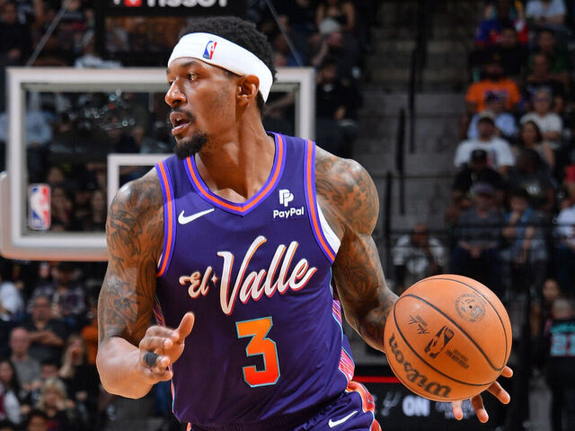 SAN ANTONIO, TX - MARCH 25: Bradley Beal #3 of the Phoenix Suns dribbles the ball during the game against the San Antonio Spurs on March 25, 2024 at the Frost Bank Center in San Antonio, Texas. Mandatory Copyright Notice: Copyright 2024 NBAE (Photos by Michael Gonzales/NBAE via Getty Images)