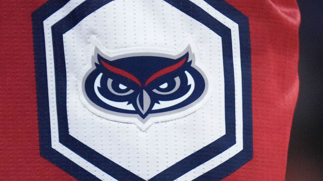 NEW YORK, NY - DECEMBER 5: The Florida Atlantic Owls uniform logo during the game against the Illinois Fighting Illini in the Jimmy V Classic at Madison Square Garden on December 5, 2023 in New York City. .