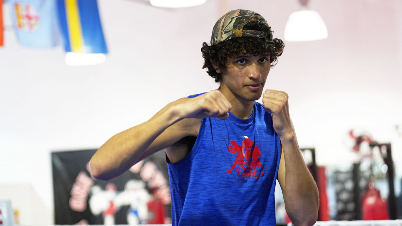 LAS VEGAS, NEVADA - MARCH 21: Sebastian Fundora works out at the Split T Boxing Club on March 21, 2024 in Las Vegas, Nevada. Fundora is scheduled to challenge WBO junior middleweight champion Tim Tszyu's for his title and the vacant WBC super welterweight belt on March 30, 2024, at T-Mobile Arena in Las Vegas.