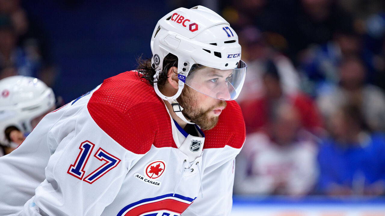 VANCOUVER, CANADA - MARCH 21: Josh Anderson #17 of the Montréal Canadiens waits for a face-off during the first period of their NHL game against the Vancouver Canucks at Rogers Arena on March 21, 2024 in Vancouver, British Columbia, Canada.