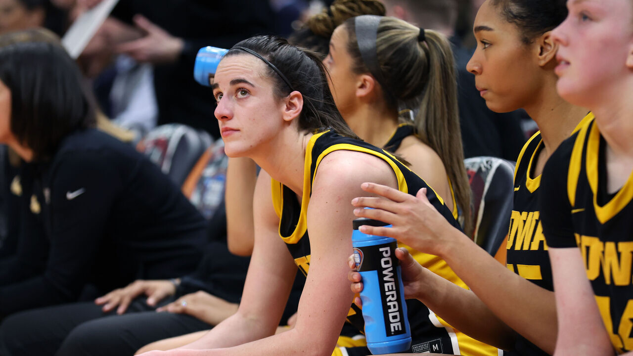 CLEVELAND, OHIO - APRIL 07: Caitlin Clark #22 of the Iowa Hawkeyes looks in the second half during the 2024 NCAA Women's Basketball Tournament National Championship game South Carolina Gamecocks at Rocket Mortgage FieldHouse on April 07, 2024 in Cleveland, Ohio. South Carolina beat Iowa 87-75.