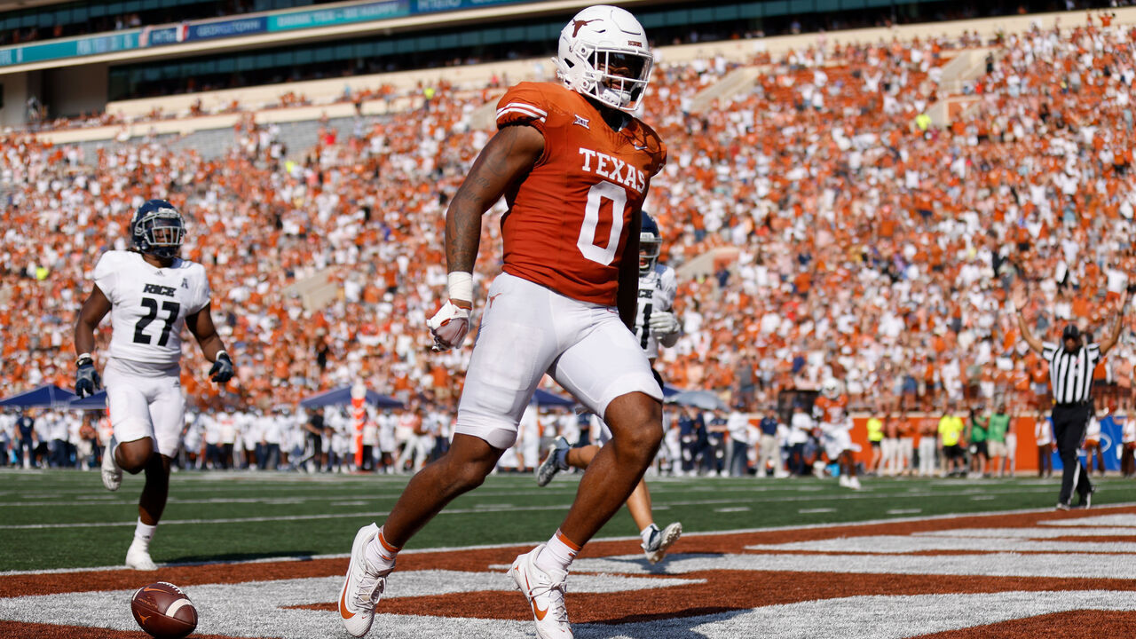 AUSTIN, TEXAS - SEPTEMBER 02: Ja'Tavion Sanders #0 of the Texas Longhorns scores a touchdown in the third quarter against the Rice Owls at Darrell K Royal-Texas Memorial Stadium on September 02, 2023 in Austin, Texas.
