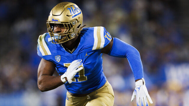 PASADENA, CA - NOVEMBER 11: UCLA Bruins defensive lineman Gabriel Murphy (11) rushes the edge during a college football game against the Arizona State Sun Devils on November 11, 2023 at Rose Bowl Stadium in Pasadena, CA.