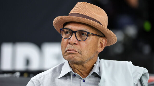 LAS VEGAS, NEVADA - SEPTEMBER 24: National Baseball Hall of Fame member Reggie Jackson watches warmups from the Las Vegas Raiders bench before the team's game against the Pittsburgh Steelers at Allegiant Stadium on September 24, 2023 in Las Vegas, Nevada. The Steelers defeated the Raiders 23-18.