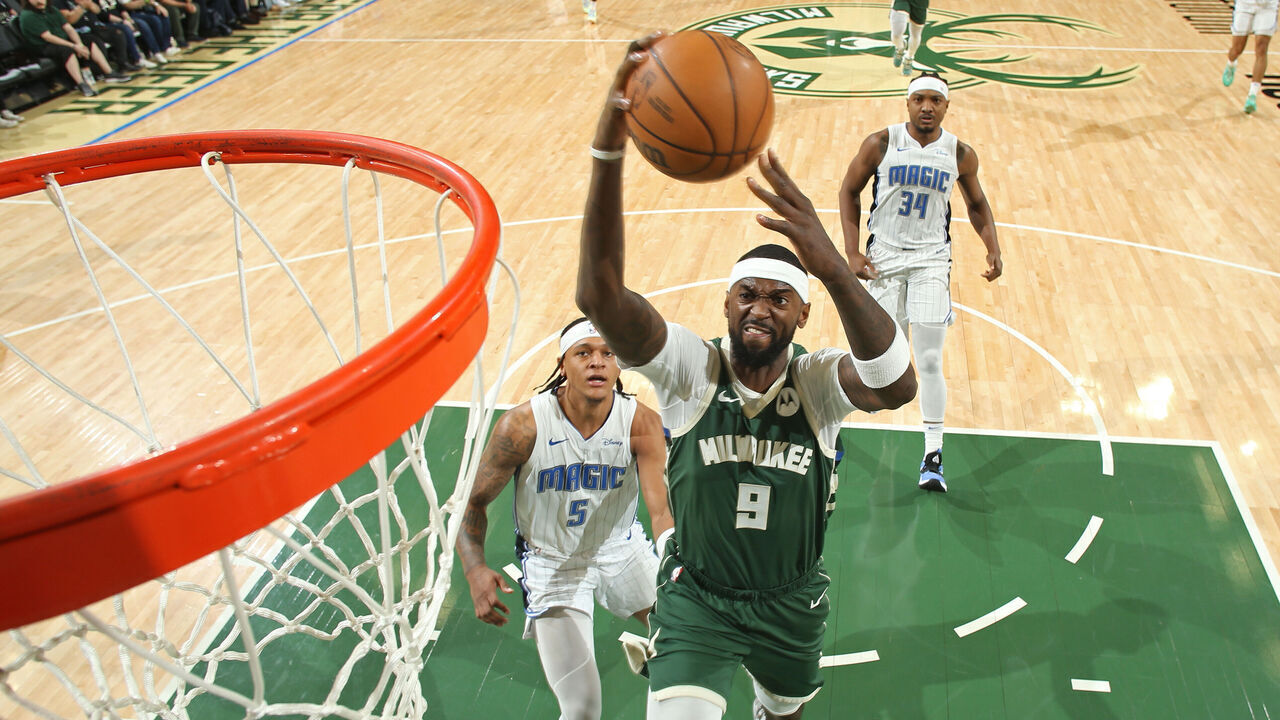 MILWAUKEE, WI - APRIL 10: Bobby Portis #9 of the Milwaukee Bucks dunks the ball during the game against the Orlando Magic on April 10, 2024 at the Fiserv Forum Center in Milwaukee, Wisconsin. Mandatory Copyright Notice: Copyright 2024 NBAE .