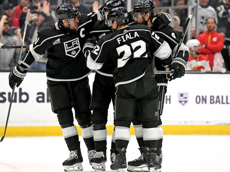 Kings clinch playoff berth with win over Flames | theScore.com