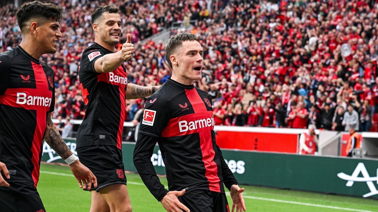 LEVERKUSEN - Florian Wirtz of Bayer 04 Leverkusen celebrates the 3-0 during the Bundesliga match between Bayer 04 Leverkusen and Werder Bremen at the Bay Arena on April 14, 2024 in Leverkusen, Germany. ANP | Hollandse Hoogte | GERRIT VAN COLOGNE