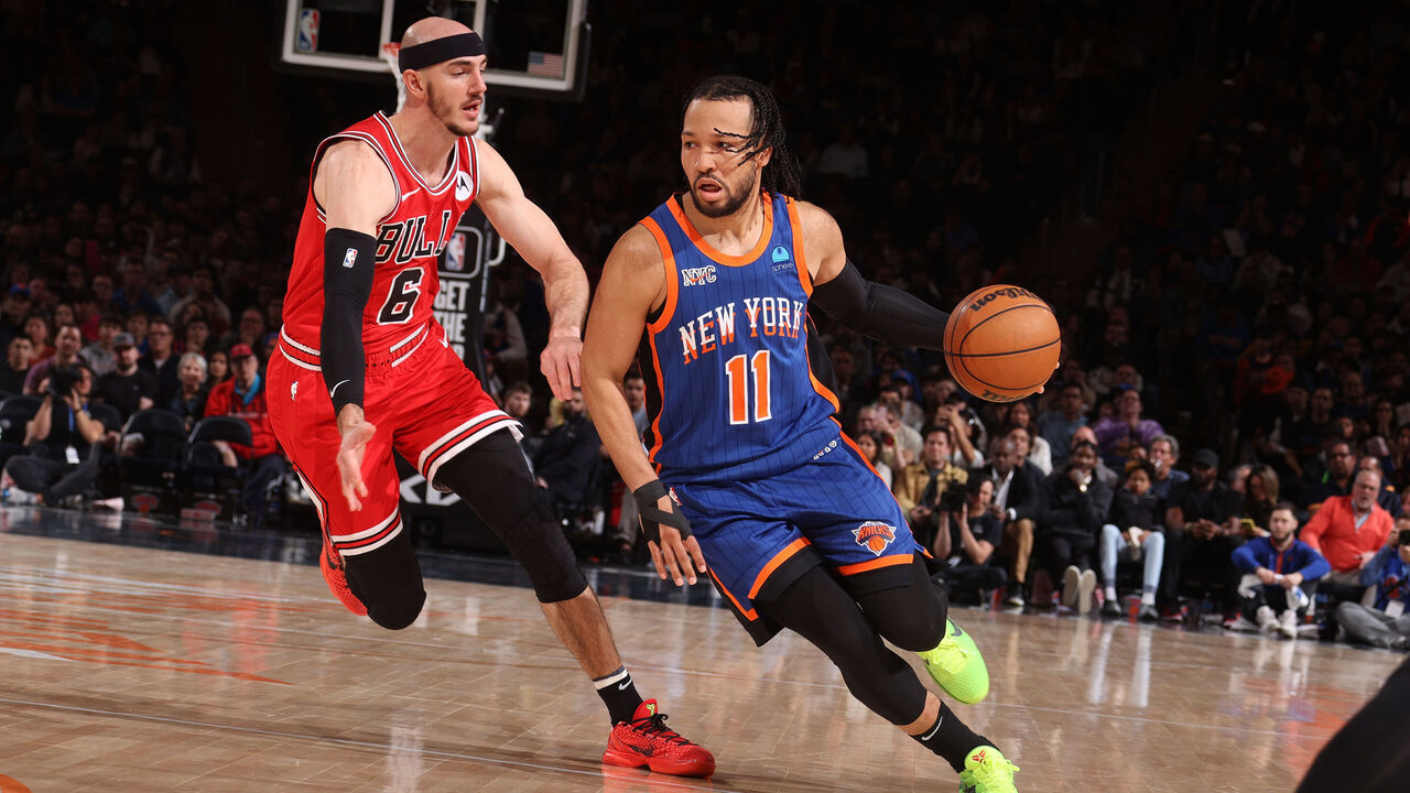 NEW YORK, NY - APRIL 14: Jalen Brunson #11 of the New York Knicks dribbles the ball during the game against the Chicago Bulls on April 14, 2024 at Madison Square Garden in New York City, New York. Mandatory Copyright Notice: Copyright 2024 NBAE