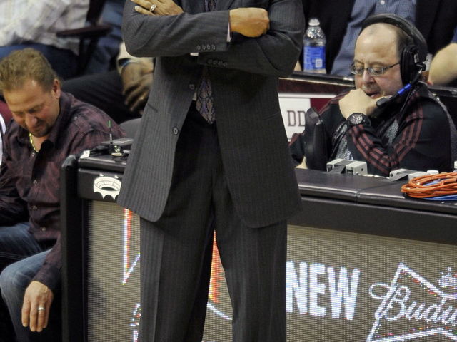 Byron Scott says Lakers 'better be ready to play some defense'