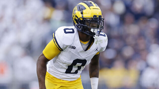 UNIVERSITY PARK, PA - NOVEMBER 11: Michigan Wolverines defensive back Mike Sainristil (0) lines up on defense during a college football game against the Penn State Nittany Lions on November 11, 2023 at Beaver Stadium in University Park, Pennsylvania.