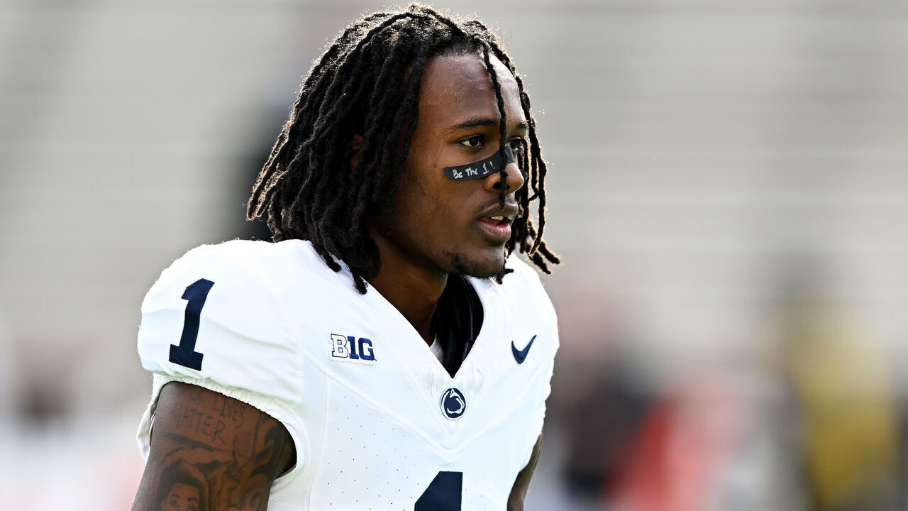 COLLEGE PARK, MARYLAND - NOVEMBER 04: KeAndre Lambert-Smith #1 of the Penn State Nittany Lions warms up before the game against the Maryland Terrapins at SECU Stadium on November 04, 2023 in College Park, Maryland.