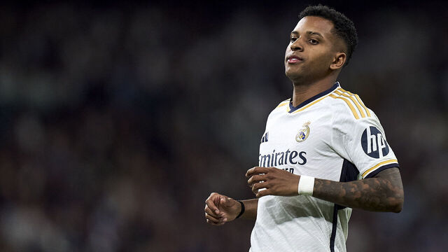 MADRID, SPAIN - APRIL 09: Rodrygo Goes of Real Madrid looks on during the UEFA Champions League quarter-final first leg match between Real Madrid CF and Manchester City at Estadio Santiago Bernabeu on April 09, 2024 in Madrid, Spain.