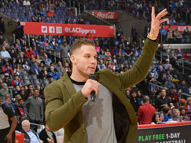 LOS ANGELES, CA - DECEMBER 20: Blake Griffin #32 of the LA Clippers waves to the crowd before the game against the Phoenix Suns on December 20, 2017 at STAPLES Center in Los Angeles, California. NOTE TO USER: User expressly acknowledges and agrees that, by downloading and/or using this photograph, user is consenting to the terms and conditions of the Getty Images License Agreement. Mandatory Copyright Notice: Copyright 2017 NBAE