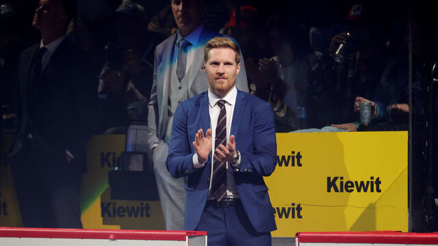 DENVER, COLORADO - OCTOBER 19: Gabriel Landeskog #92 of the Colorado Avalanche is introduced |p against the Chicago Blackhawks at Ball Arena on October 19, 2023 in Denver, Colorado.