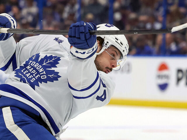 TAMPA, FL - APRIL 17: Auston Matthews #34 of the Toronto Maple Leafs shoots against the Tampa Bay Lightning during the first period at the Amalie Arena on April 17, 2024 in Tampa, Florida.