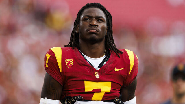 LOS ANGELES, CALIFORNIA - NOVEMBER 18: Calen Bullock #7 of the USC Trojans on the sideline during a game against the UCLA Bruins at United Airlines Field at the Los Angeles Memorial Coliseum on November 11, 2023 in Los Angeles, California.