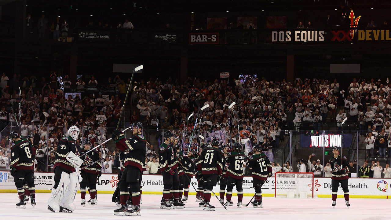 TEMPE, ARIZONA - APRIL 17: The Arizona Coyotes salute the fans after defeating the Edmonton Oilers in the NHL game at Mullett Arena on April 17, 2024 in Tempe, Arizona. The Coyotes defeated the Oilers 5-2.