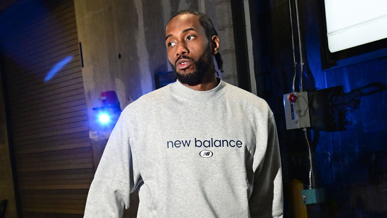 LOS ANGELES, CA - APRIL 5: Kawhi Leonard #2 of the LA Clippers arrives to the arena before the game on April 5, 2024 at Crypto.Com Arena in Los Angeles, California. NOTE TO USER: User expressly acknowledges and agrees that, by downloading and/or using this Photograph, user is consenting to the terms and conditions of the Getty Images License Agreement. Mandatory Copyright Notice: Copyright 2024 NBAE