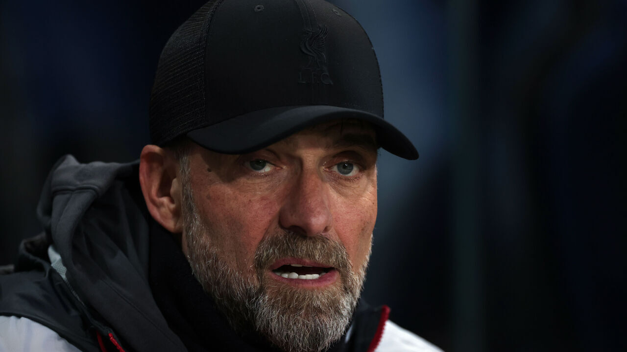 BERGAMO, ITALY - APRIL 18: Jurgen Klopp Head coach of Liverpool FC reacts as he looks on prior to kick off in the UEFA Europa League 2023/24 Quarter-Final second leg match between Atalanta and Liverpool FC at Stadio di Bergamo on April 18, 2024 in Bergamo, Italy.