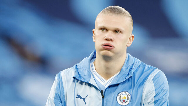 MANCHESTER, ENGLAND - APRIL 17: Erling Haaland of Manchester City before the UEFA Champions League quarter-final second leg match between Manchester City and Real Madrid CF at Etihad Stadium on April 17, 2024 in Manchester, England.