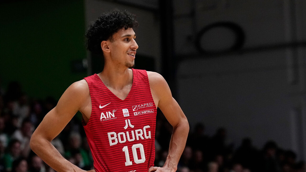 NANTERRE, FRANCE - MARCH 23: Zaccharie Risacher (10) (Bourg en Bresse) looks on during the French National Basketball League (LNB) game between Nanterre 92 and Bourg en Bresse at Palais des sports Maurice Thorez on March 23, 2024 in Nanterre, France.