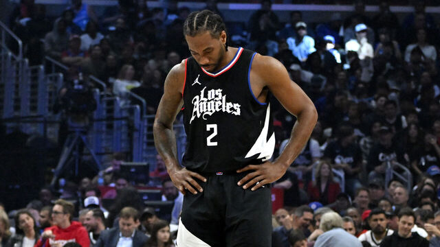 Los Angeles, CA - April 23: Kawhi Leonard #2 of the LA Clippers against the Dallas Mavericks in the first half of game two of a first round playoff NBA basketball game at Crypto.com Arena in Los Angeles on Tuesday, April 23, 2024.