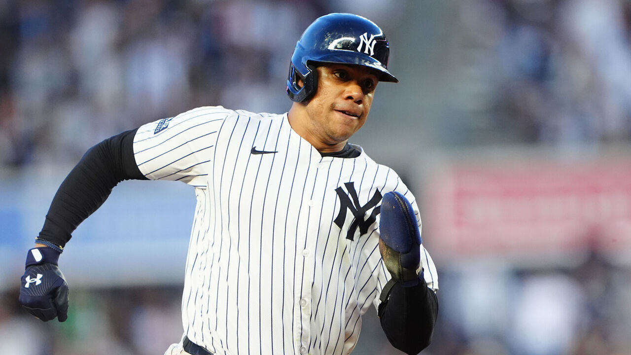 BRONX, NY - APRIL 23: New York Yankees Right Fielder Juan Soto (22) advances to third base on New York Yankees Center Fielder Aaron Judge (not pictured) double during the first inning of the Major League Baseball game between the Oakland Athletics and the New York Yankees on April 23, 2024, at Yankee Stadium in Bronx, NY.