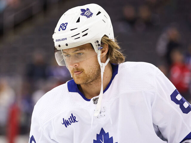 NEWARK, NJ - APRIL 09: Toronto Maple Leafs right wing William Nylander (88) warms up before a game between the Toronto Maple Leafs and New Jersey Devils on April 9, 2024 at Prudential Center in the Newark, New Jersey.