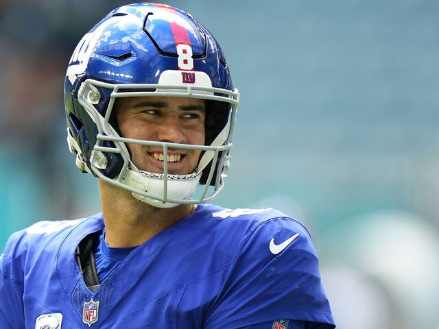 MIAMI GARDENS, FLORIDA - OCTOBER 08: Daniel Jones #8 of the New York Giants looks on prior to the game against the Miami Dolphins at Hard Rock Stadium on October 08, 2023 in Miami Gardens, Florida.